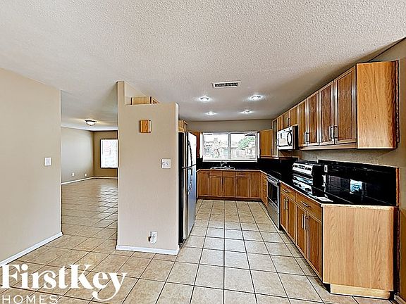 2nd image of 5244 W Brown St