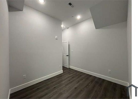 5th image of 1938 N 22nd St #3