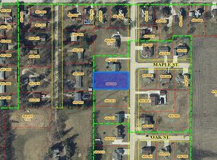 312 S Ridge St, Cambridge, IL 61238