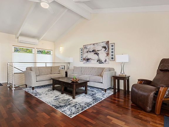 2nd image of 946 Miramonte Dr APT 3