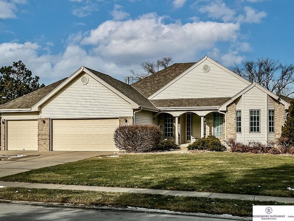 1st image of 22010 Stanford Cir