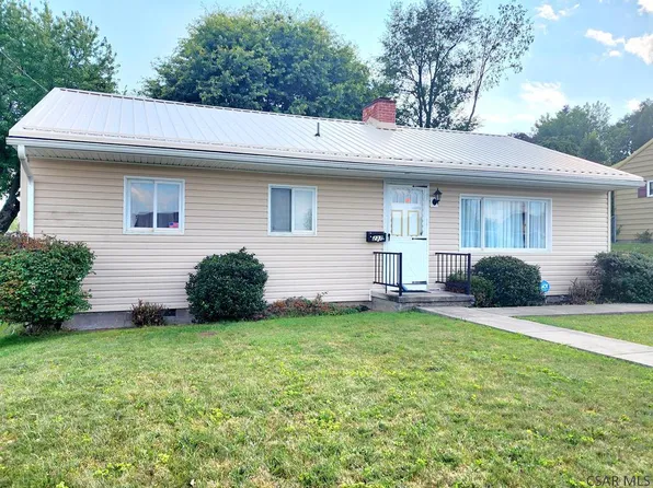 237 Sherwood Dr, Johnstown, PA 15905