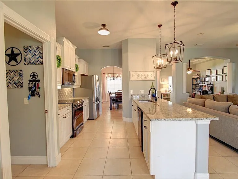 125 Palm Cir — Photo 33