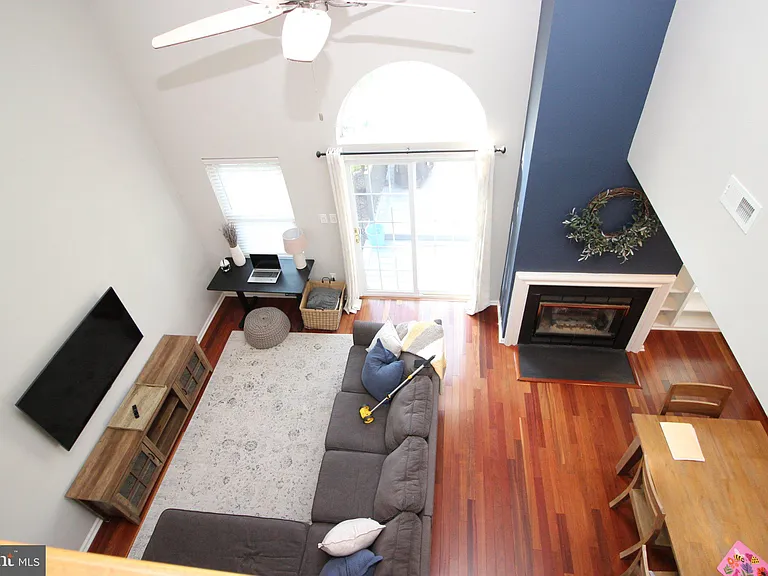 72 Skyview Way — Photo 8