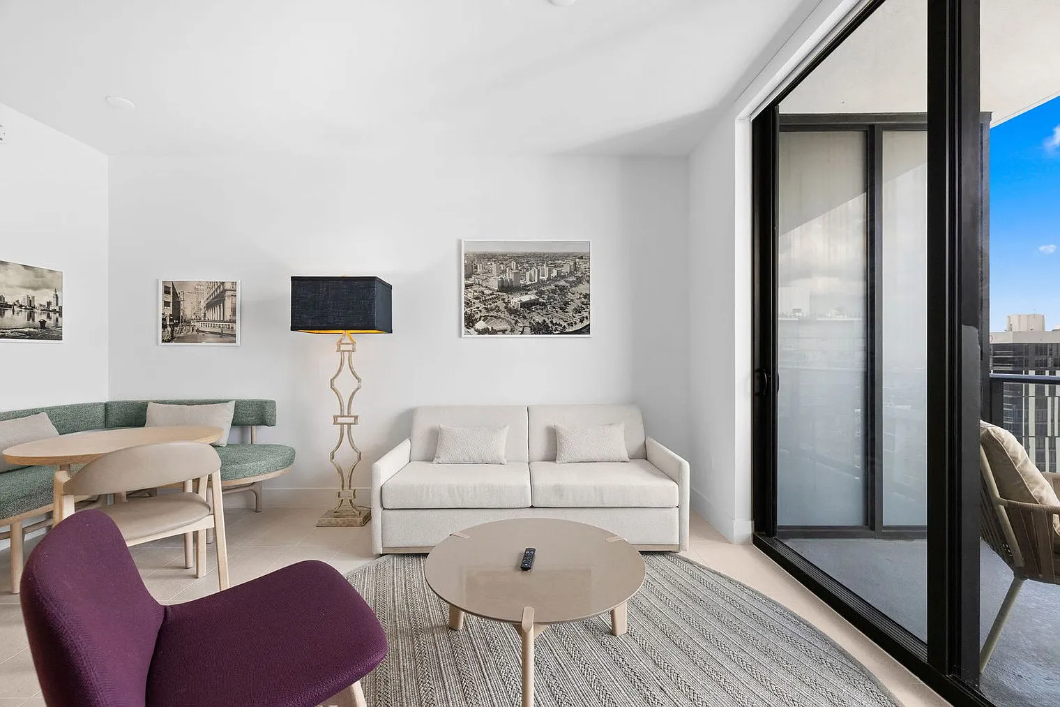 1 bed, 1.0 bath, 462 sqft, $2,692 — Photo 4