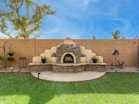 4th image of 1483 E BRADSTOCK Way