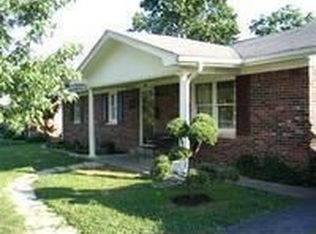 318 Walnut St, Lawrenceburg, KY 40342