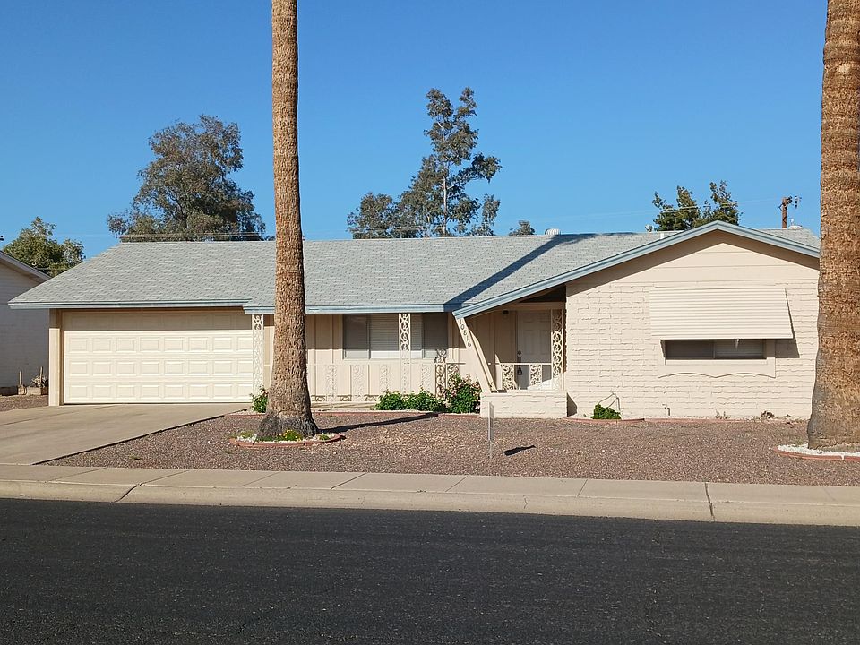 1st image of 10816 W Crosby Dr
