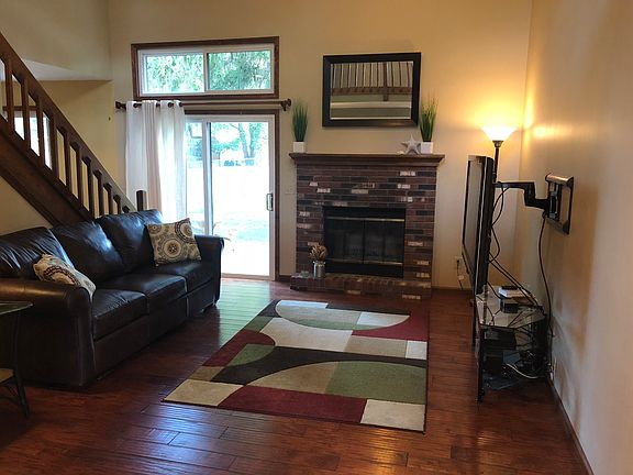2nd image of 78 Meadowbrook Dr