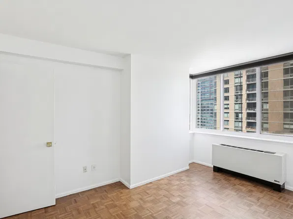 4-74 48th Ave APT 21E, Long Island City, NY 11101