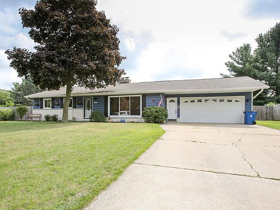 5653 brenda lane-102