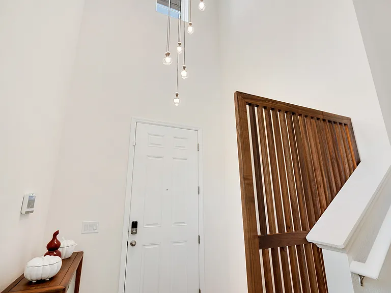 2680 Nottel Dr — Photo 2