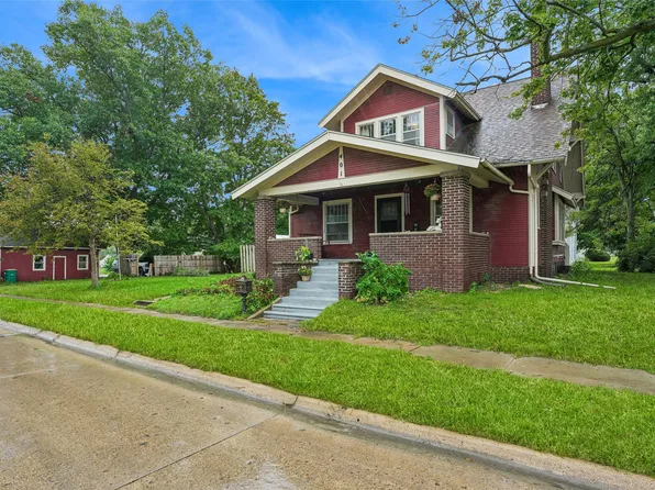401 E 2nd Ave, Indianola, IA 50125