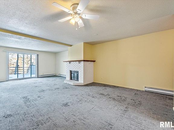 3rd image of 7239 N Lakeside Ct