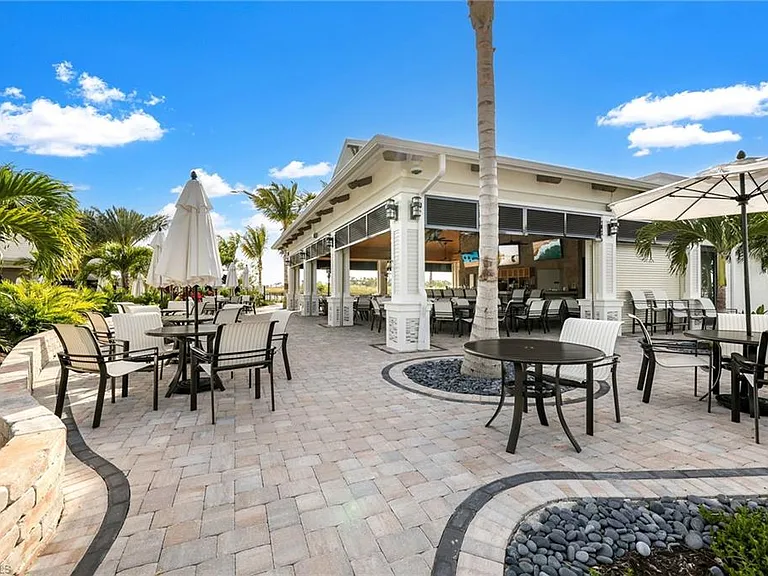 17471 Caravita Ln — Photo 36