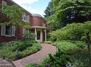 5600 Waycrest Ln, Baltimore, MD 21210