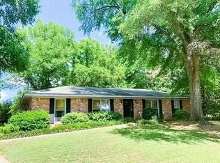 645 Cardinal Ln, Prattville, AL 36067