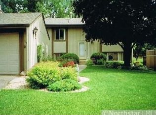 11732 Red Fox Dr N, Maple Grove, MN 55369