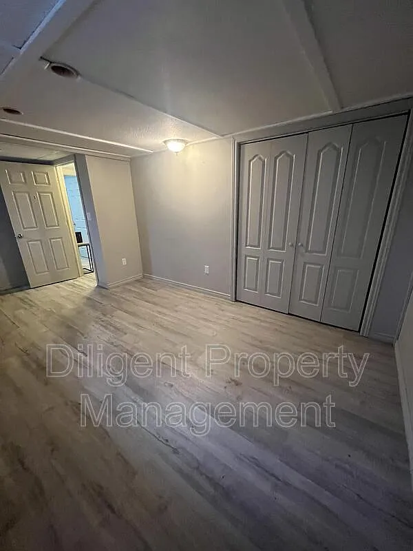 1 bed, 1.0 bath, 154 sqft, $700 — Photo 4