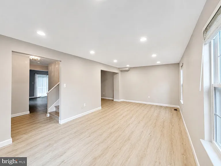 4915 Arctic Ter — Photo 14