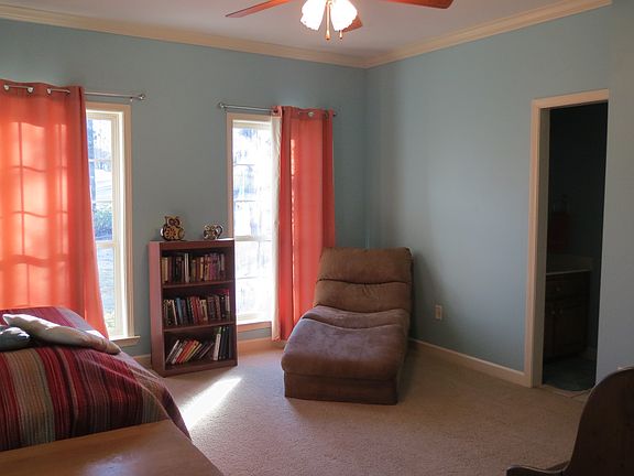 front bedroom 14 X 14