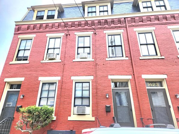 1421 Hamlin St #1421