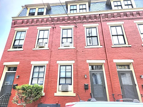 1421 Hamlin St #1421 Photo 1 1421 Hamlin St #1421 Photo 1