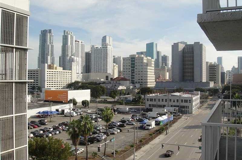 1st image of 800 N Miami Ave APT 807