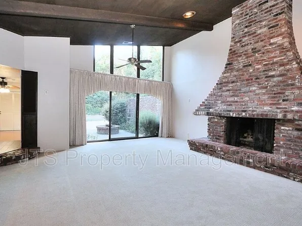 1060 Sand Bar Cir, Carmichael, CA 95608