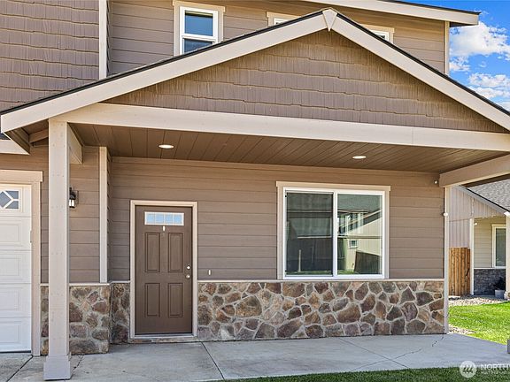2nd image of 2012 W Sunnyview Lane