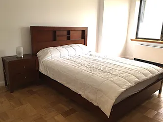 Rented by R New York