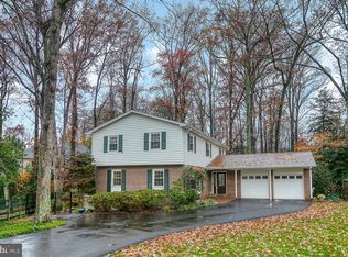 3238 Betsy Ln, Herndon, VA 20171