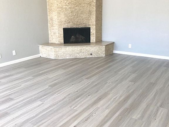 3rd image of 2707 O St APT 13