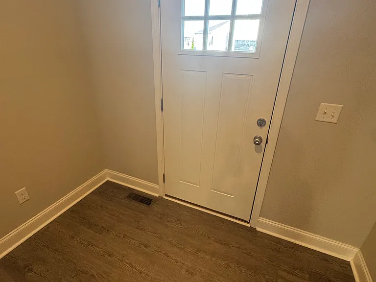 851 Sagittarius Ave — Photo 11