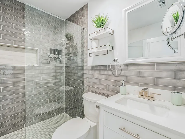 1802 Benning Rd NE — Photo 6