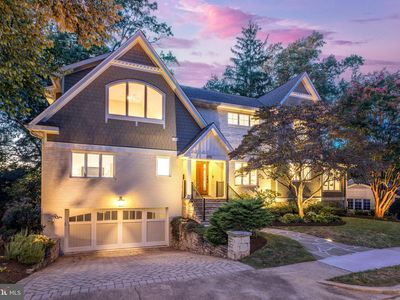 3712 N Woodrow St, Arlington, VA, 22207