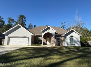 84576 Diamondhead Dr N, Diamondhead, MS 39525