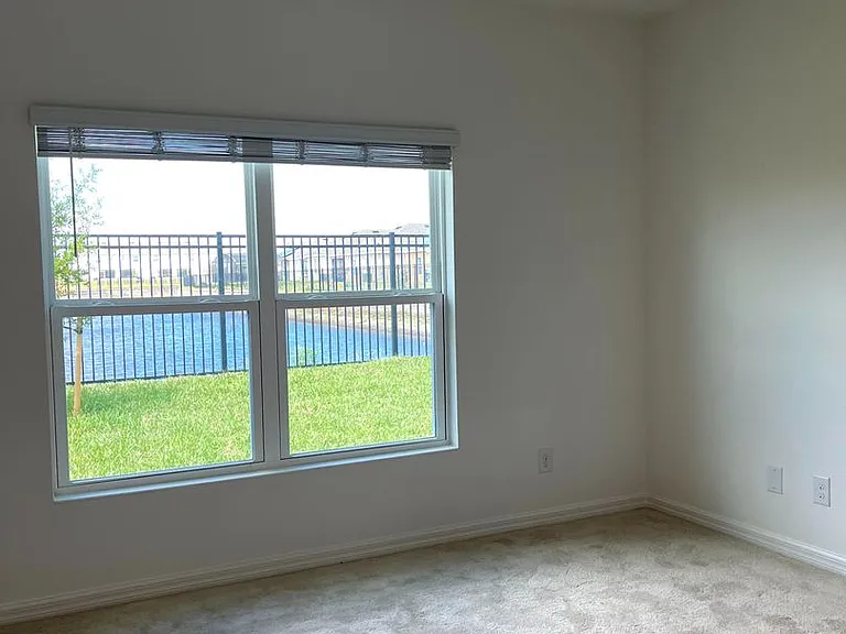 908 Anna Pl — Photo 10