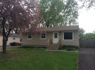 416 Kenwood Ave, West Chicago, IL 60185