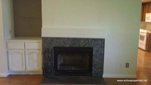 3rd image of 1312 Liberty Ct