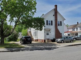 77 Beal St, Norway, ME 04268