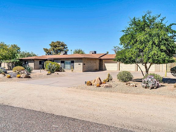 4th image of 3518 E Desert Cove Avenue