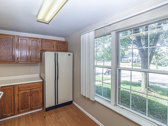 3rd image of 15 Griffin Ln #S4