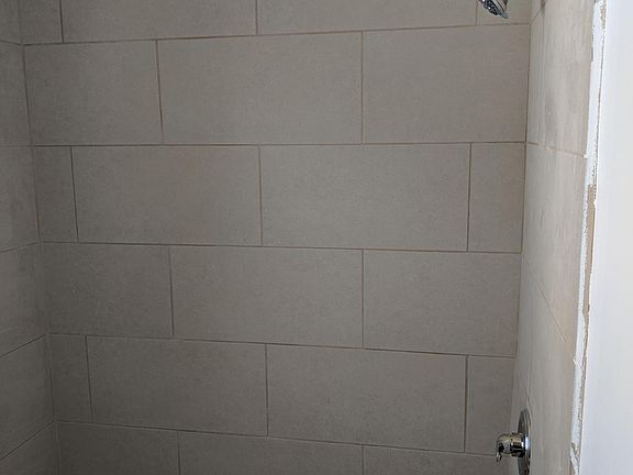 5th image of 7613 Kentucky Ave