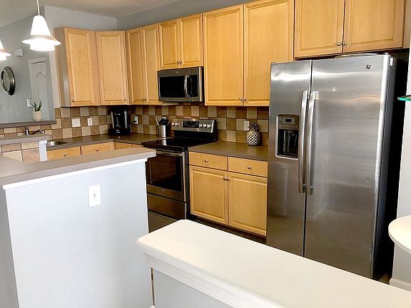2nd image of 6026 Rollingwood St
