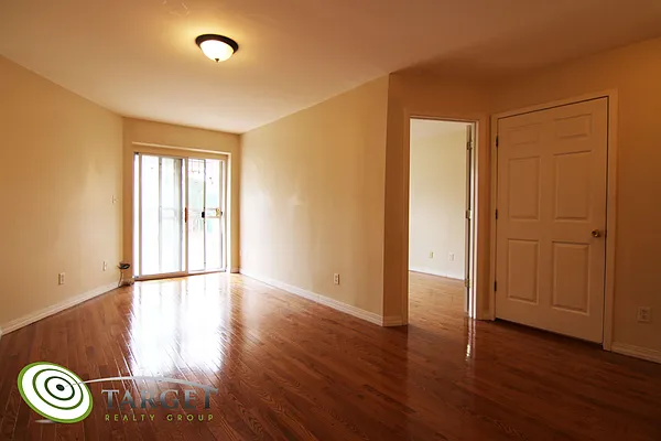 Rented by Target Realty Group | media 19