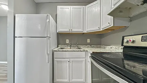 1100 Wilson Rd Photo 1