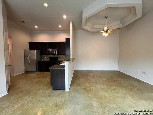 327 Oelkers Dr #B — Photo 4