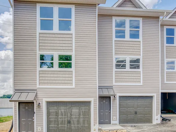 2802 Walnut St W, Johnson City, TN 37604