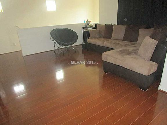 2nd image of 434 Lime Grass Ave